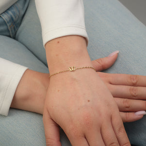 Armband gevromde vlinder goud
