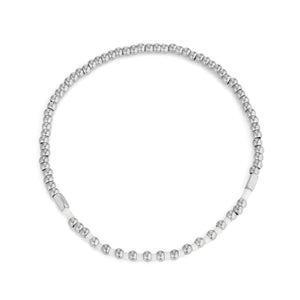 Armband witte kralen stretch zilver
