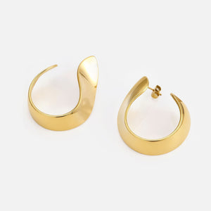 Oorstekers maangloed goud