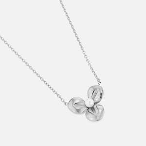 Ketting bloem parel zilver