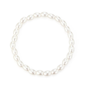 Stretch bracelet with oval pearls