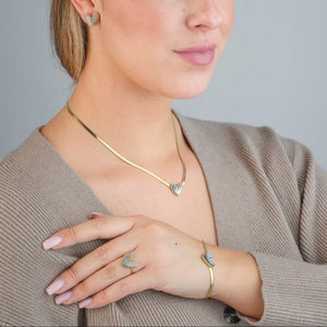 Armband parelmoer hart goud