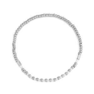 Armband witte kralen stretch zilver