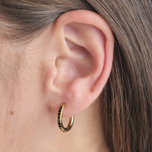 Hoops met steentjes zwart/goud