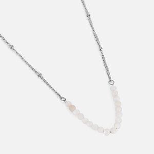 Ketting fijne witte kralen