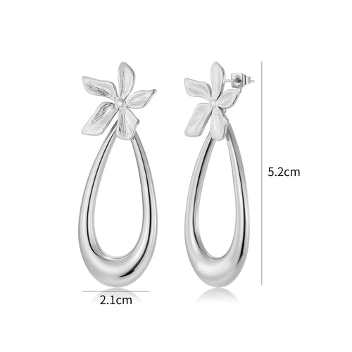 Flower drop earrings