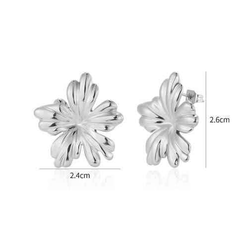 Blossom stud earrings