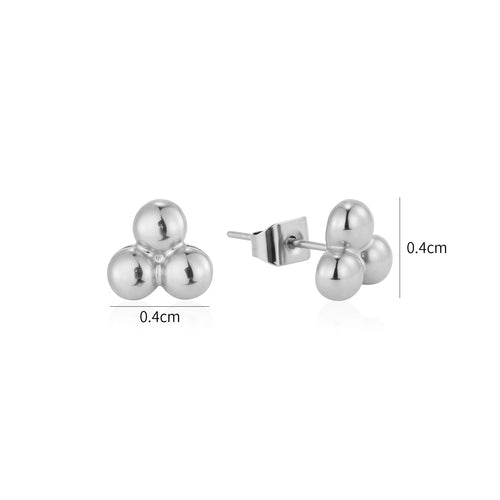 Dot stud earrings