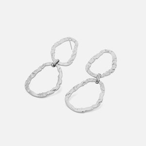 Oorstekers gevormde ringen zilver