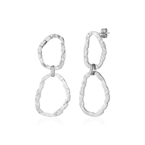 Oorstekers gevormde ringen zilver