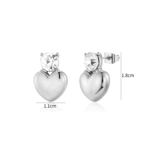 Oorstekers hart met diamant