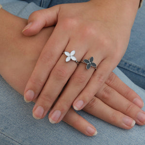 Ring gekleurde bloem zilver