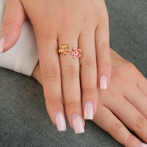 Ring gekleurde bloemen goud