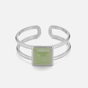 Ring vierkante groene steen