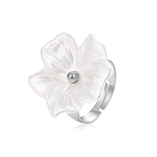 Ring white flower