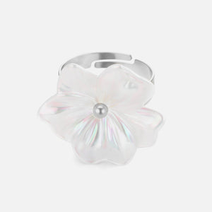 Ring witte bloem zilver