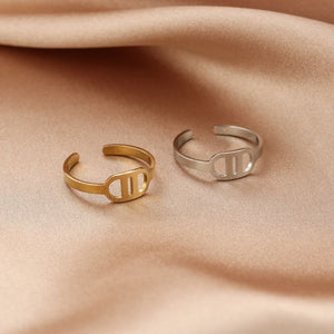 Ring verbonden goud